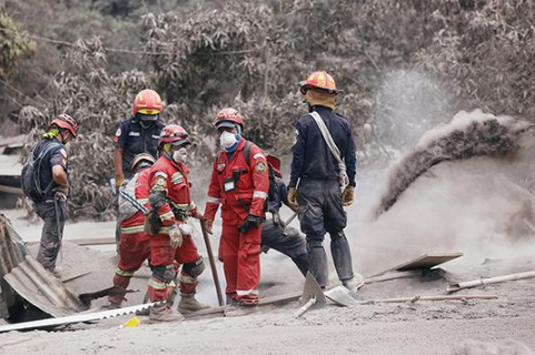 危地马拉火山爆发,造成73人死亡192人失踪